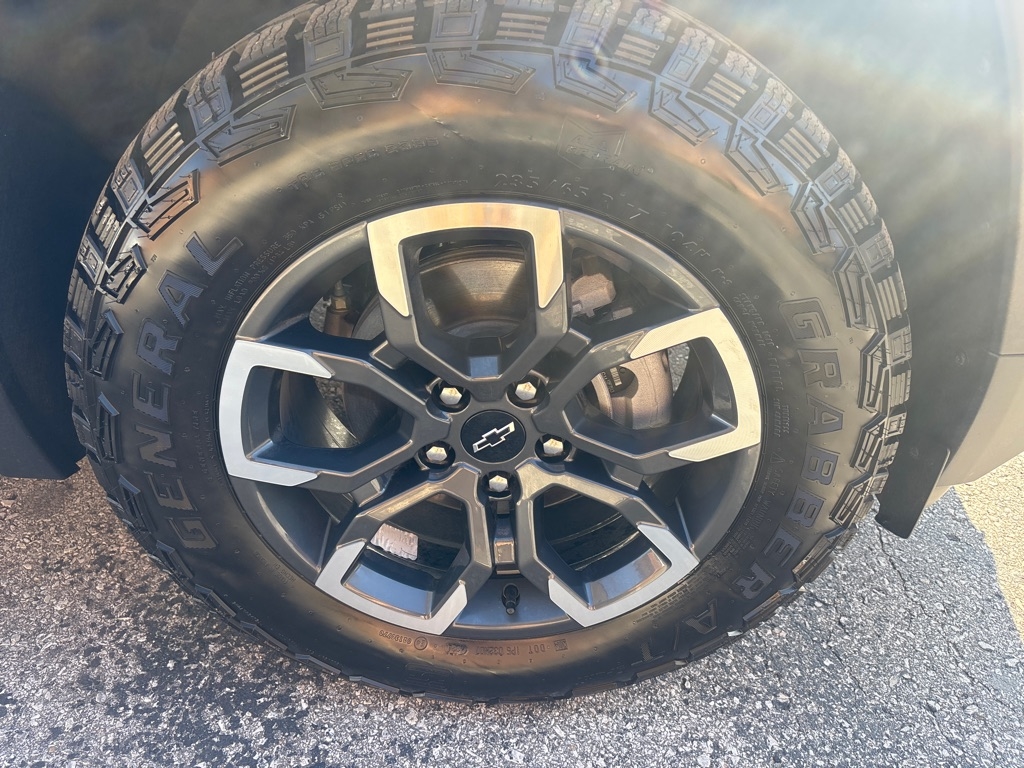 Chevrolet Equinox AWD 4dr ACTIV w/KDZ 2025 Chevrolet Equinox AWD 4dr ACTIV w/KDZ 2025