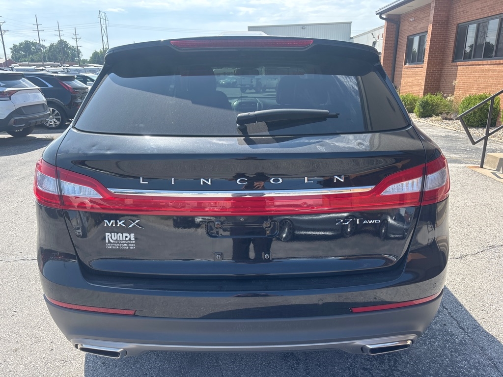 2017 Lincoln MKX Reserve Base photo 11