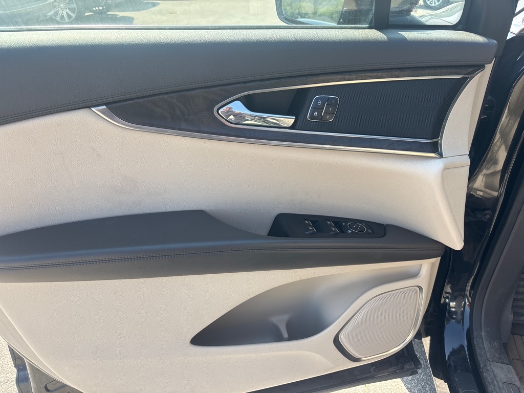 2017 Lincoln MKX Reserve Base photo 16