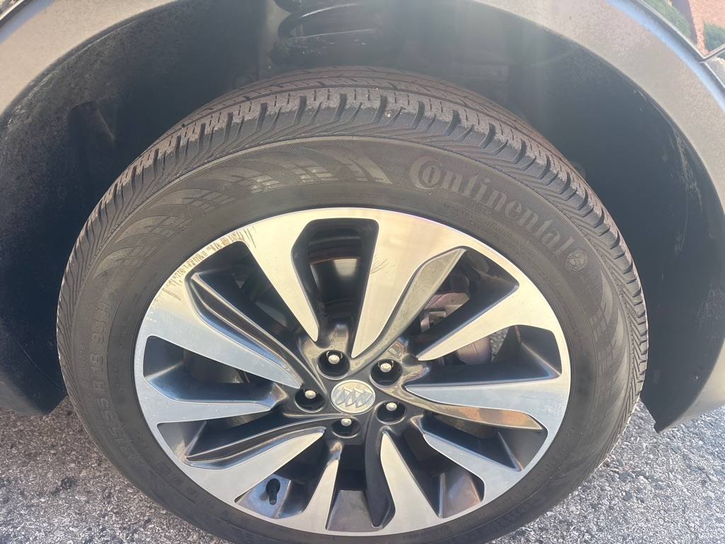 2021 Buick Encore Preferred photo 6