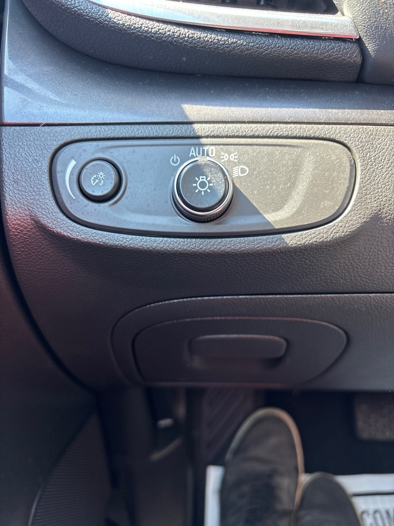 2021 Buick Encore Preferred photo 22