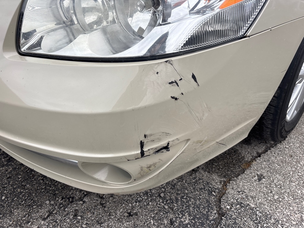 Buick Lucerne 4dr Sdn CXL 2011 Buick Lucerne 4dr Sdn CXL 2011