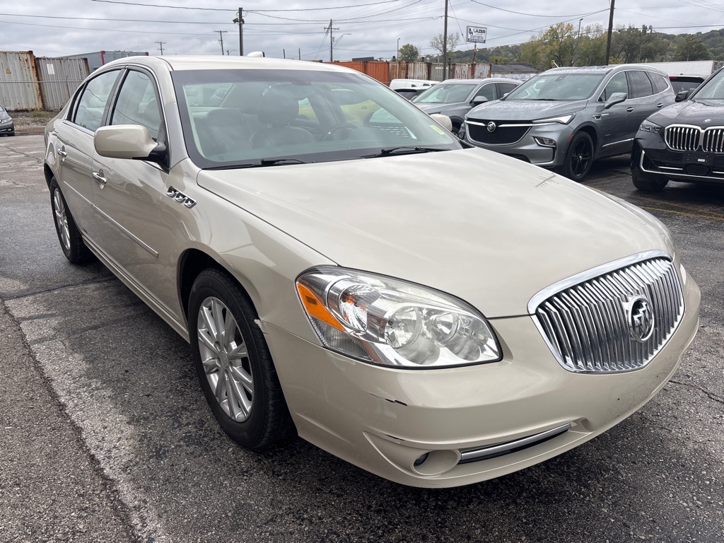 Buick Lucerne 4dr Sdn CXL 2011 Buick Lucerne 4dr Sdn CXL 2011