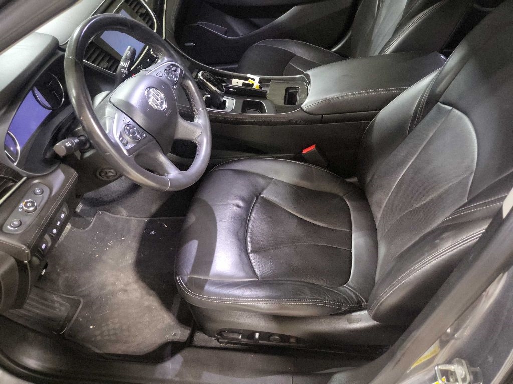 Buick LaCrosse 4dr Sdn Premium AWD 2018