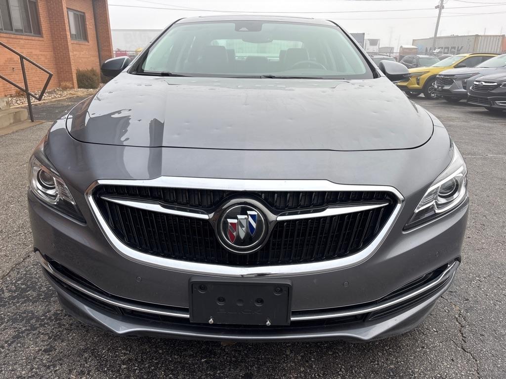 Buick LaCrosse 4dr Sdn Premium AWD 2018