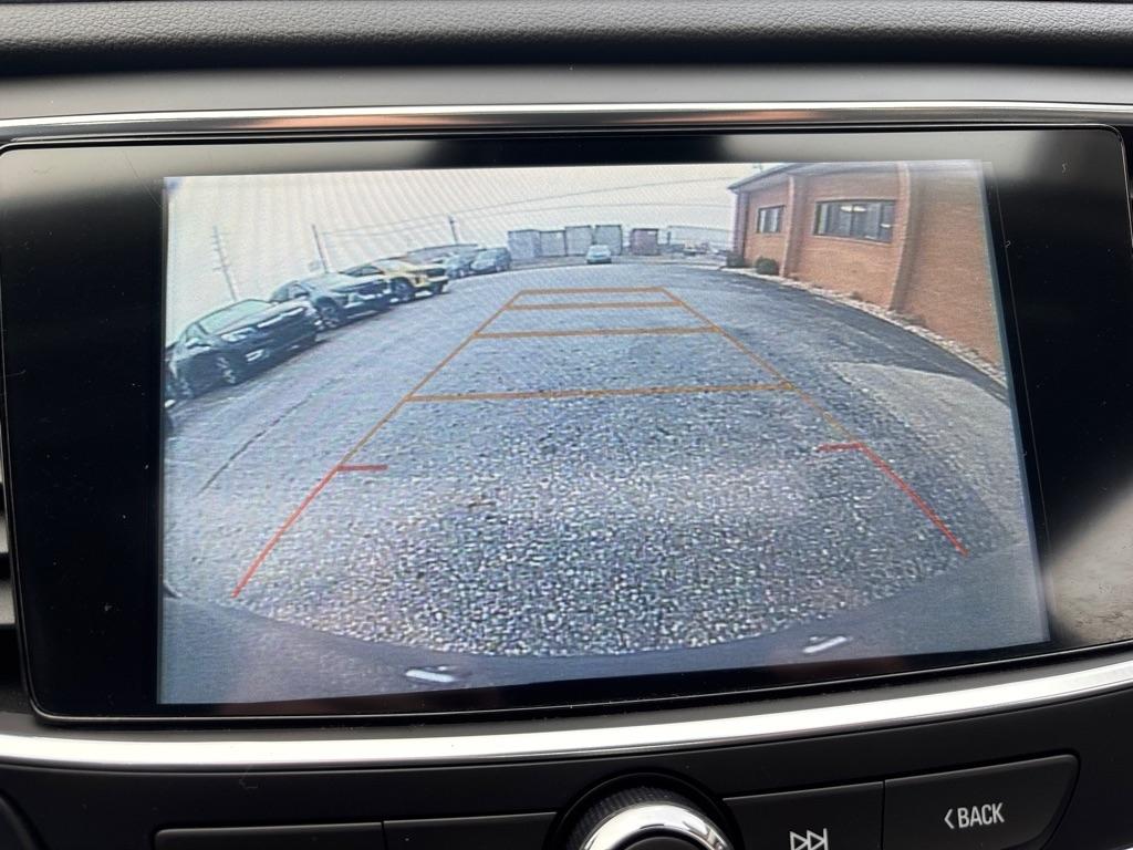 Buick LaCrosse 4dr Sdn Premium AWD 2018