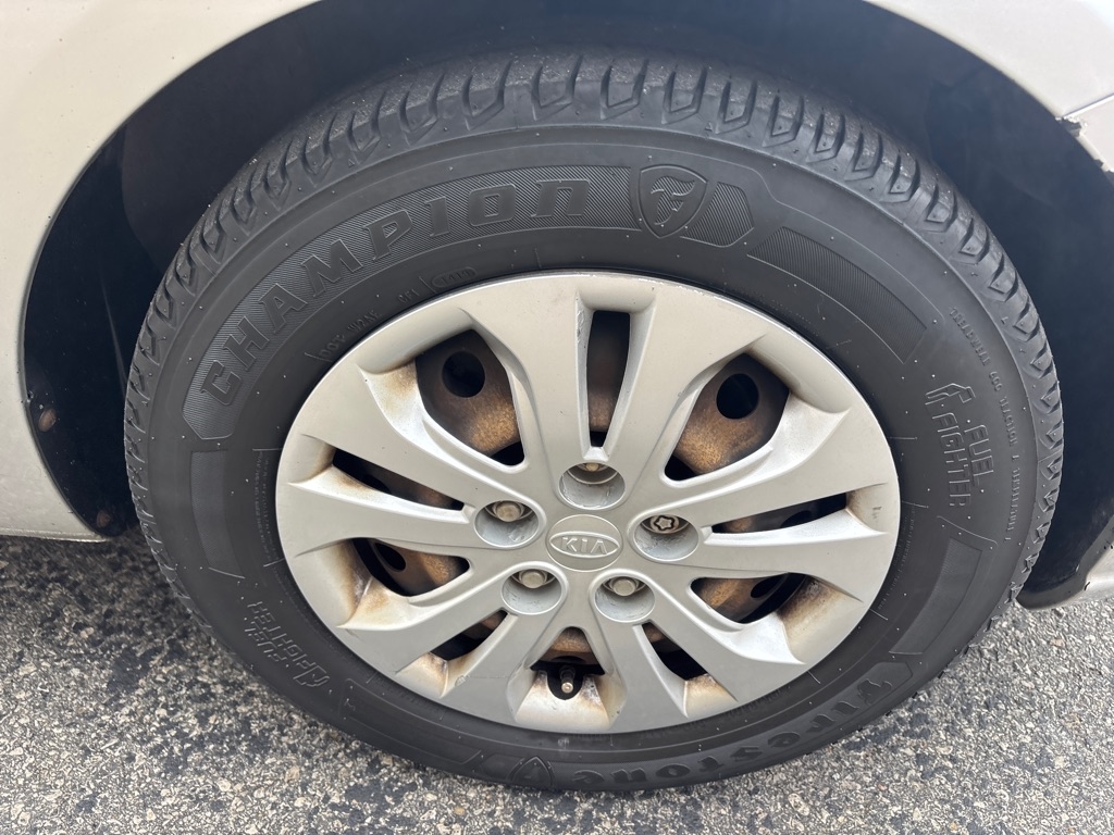 Kia Forte 4dr Sdn Auto EX 2011