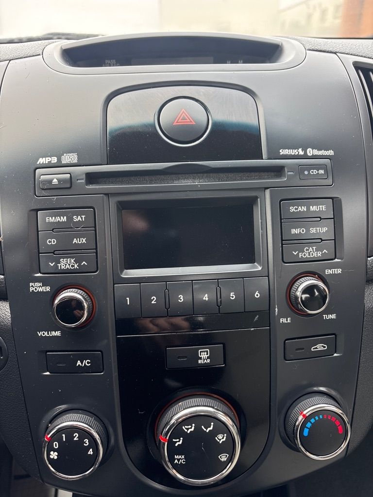 Kia Forte 4dr Sdn Auto EX 2011