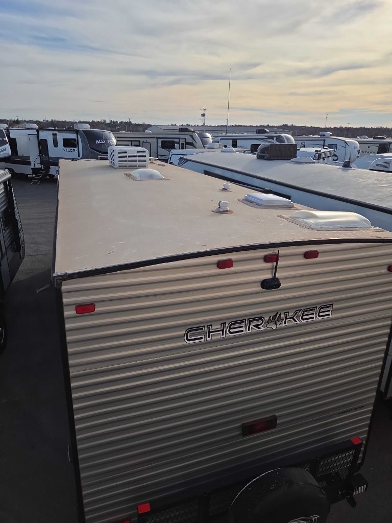 Forest River Cherokee  2022