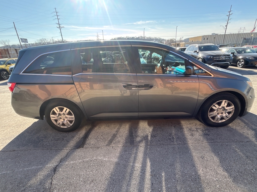 Honda Odyssey 5dr LX 2011