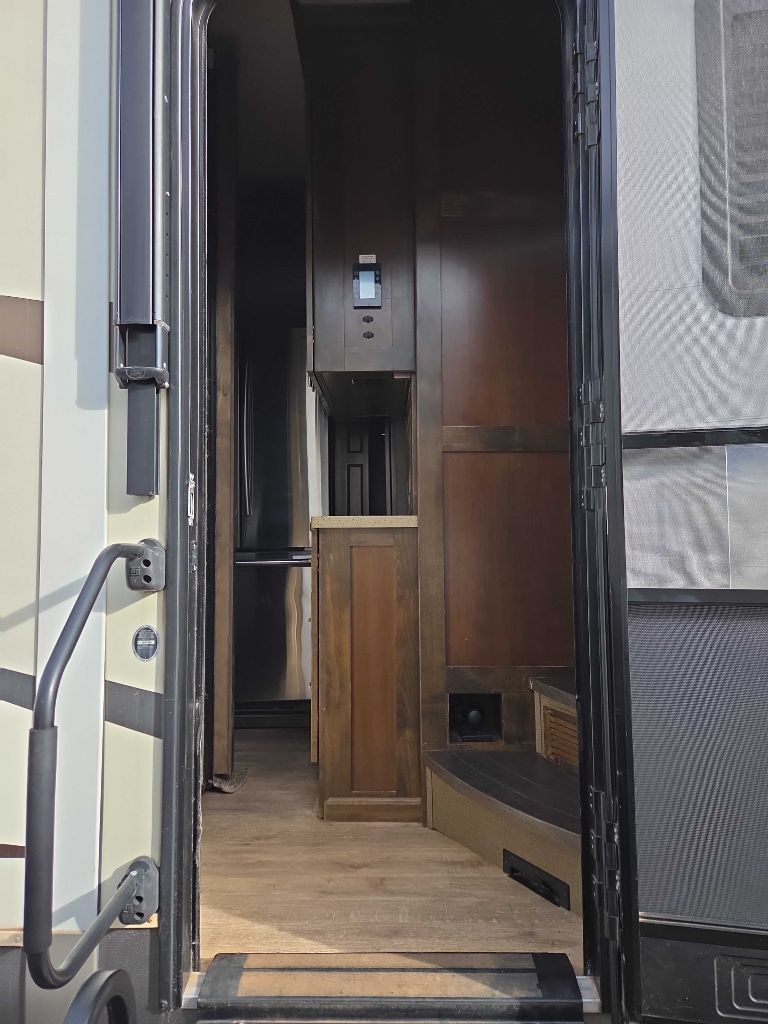 Vanleigh Vilano  2018