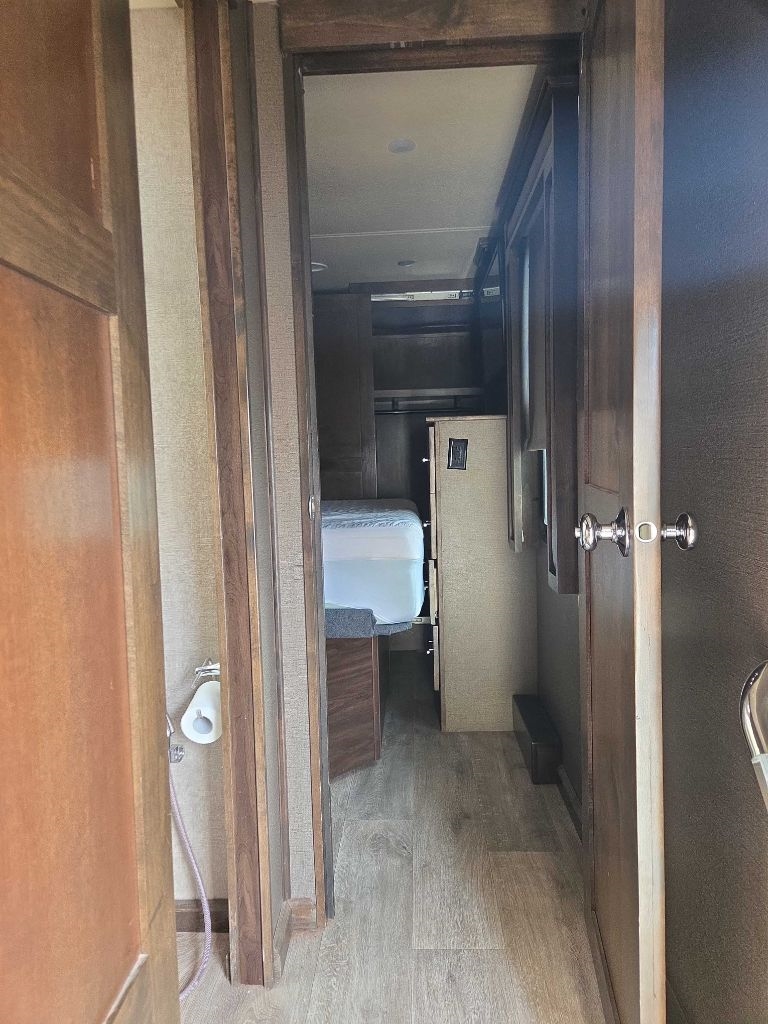 Vanleigh Vilano  2018