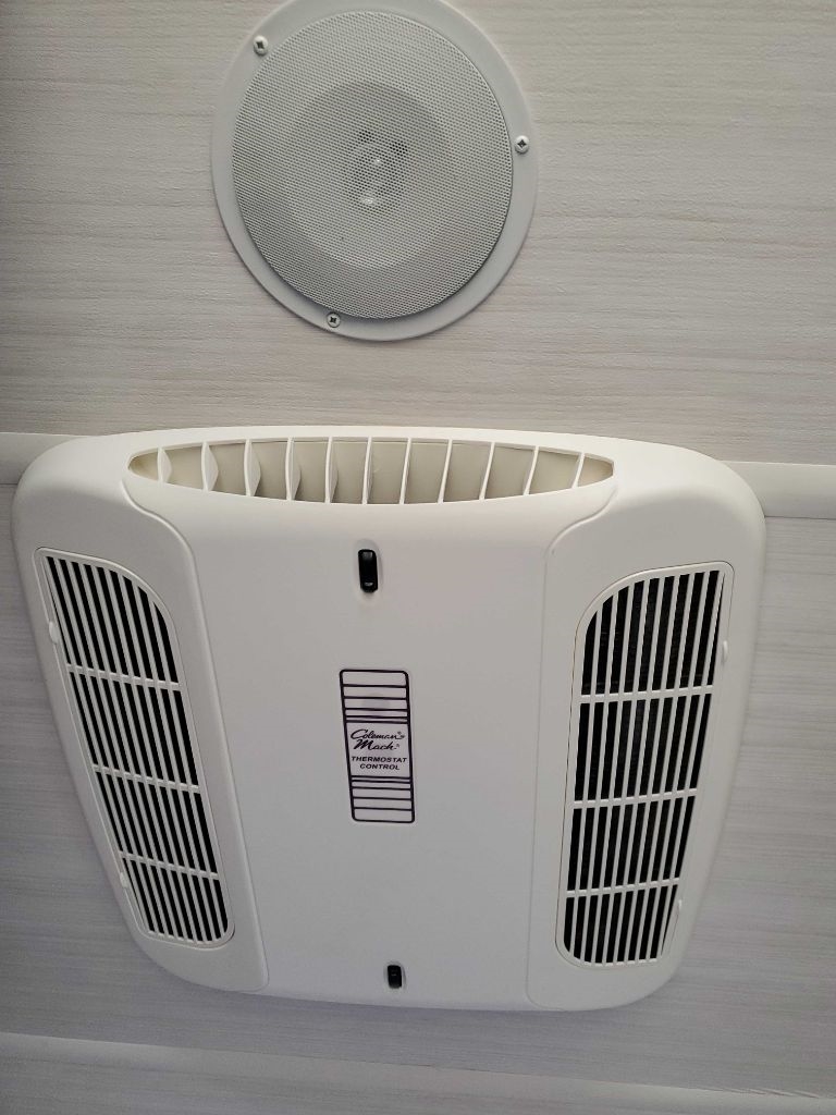 Forest River R-Pod  2022