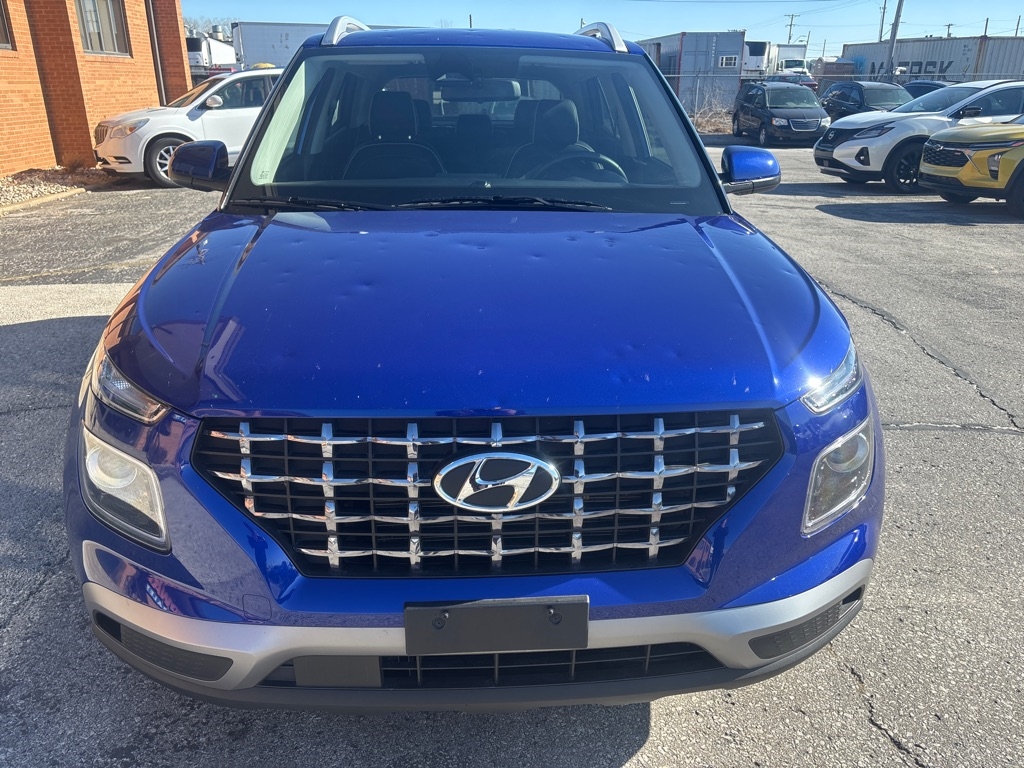 Hyundai Venue Limited IVT 2025