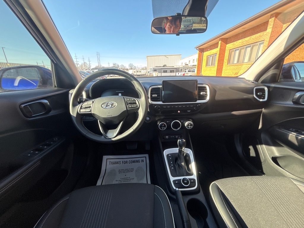 Hyundai Venue Limited IVT 2025