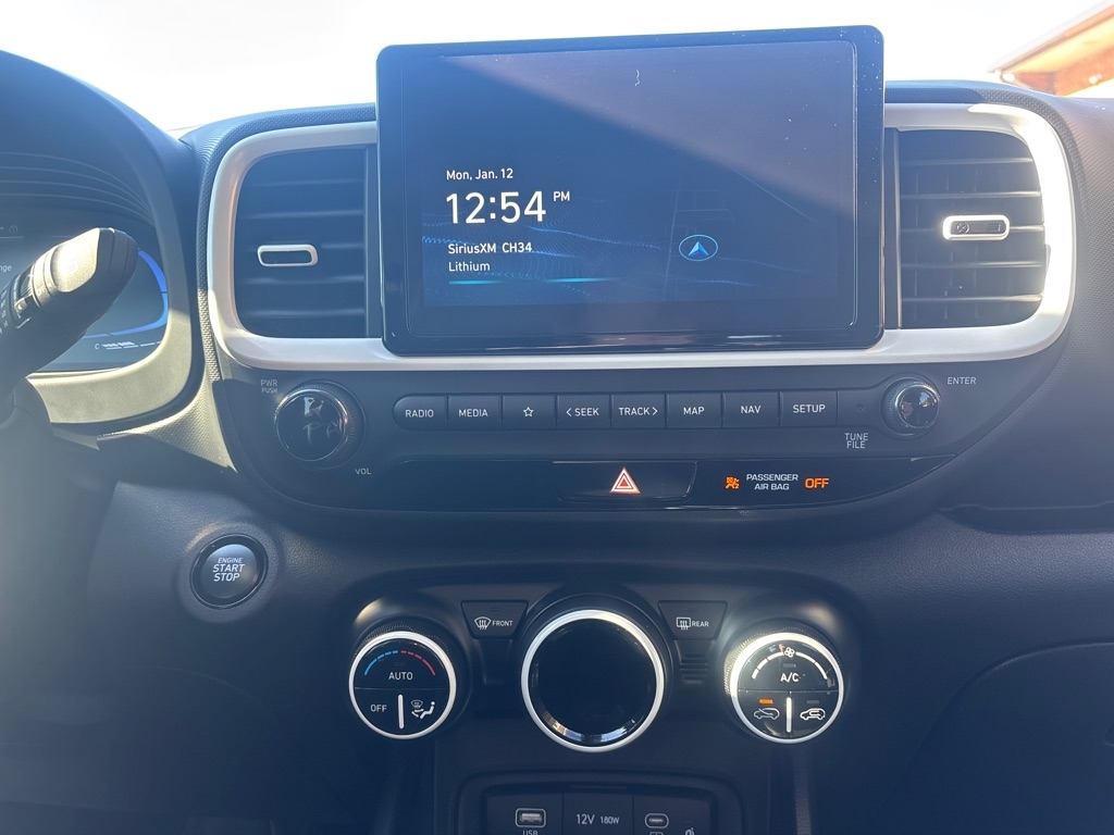 Hyundai Venue Limited IVT 2025