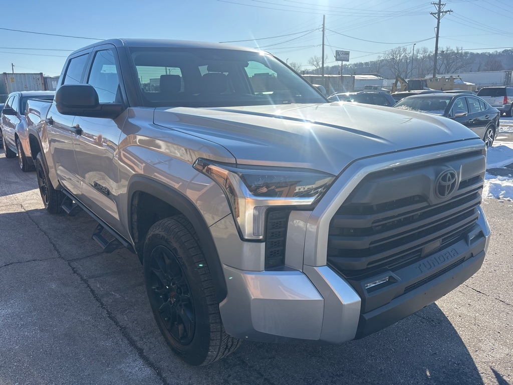 Toyota Tundra SR5 CrewMax 5.5' Bed (Natl) 2024