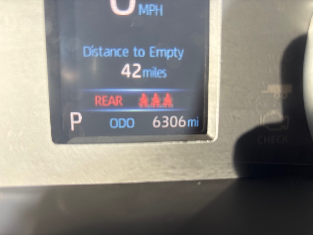 Toyota Tundra SR5 CrewMax 5.5' Bed (Natl) 2024