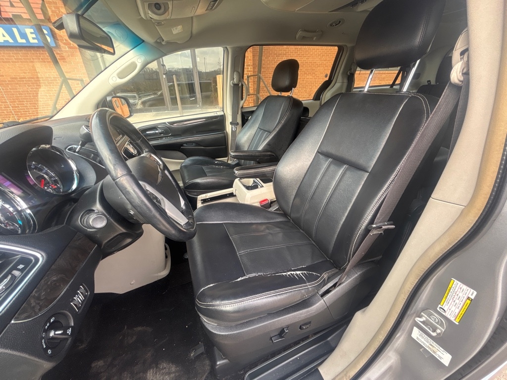 Chrysler Town & Country 4dr Wgn Touring 2014