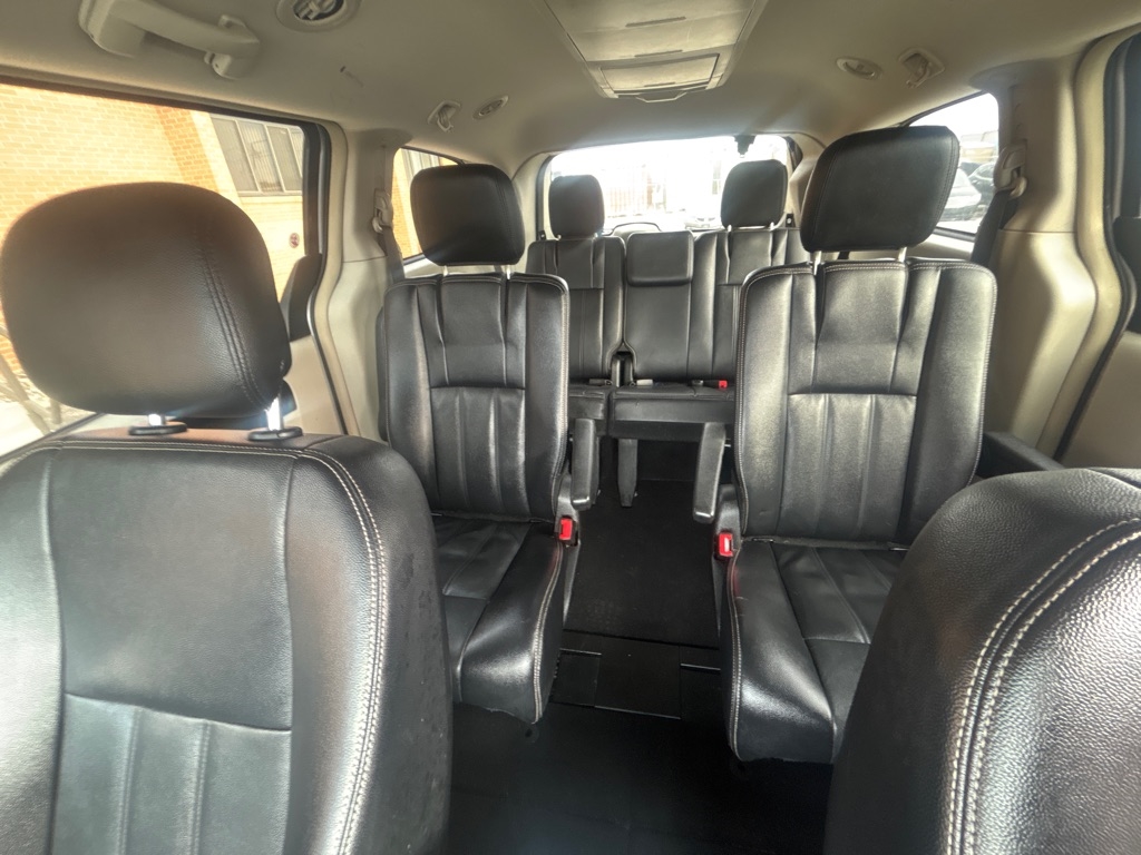 Chrysler Town & Country 4dr Wgn Touring 2014