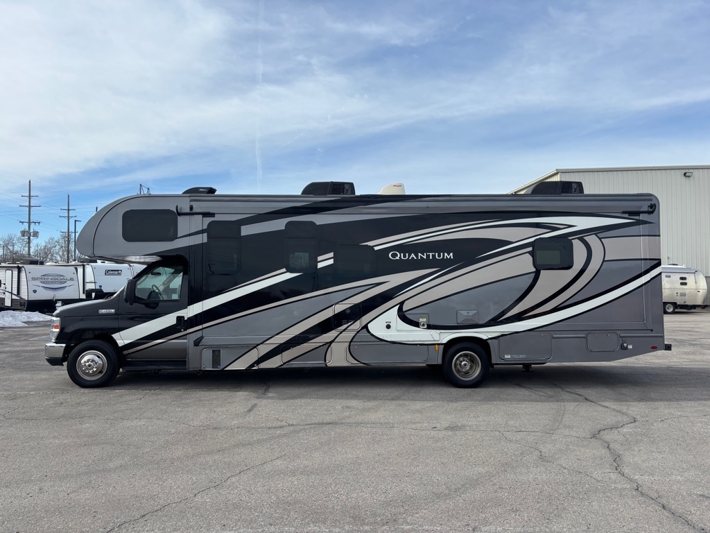 Ford E-Series Cutaway E-450 DRW 158" WB 2019