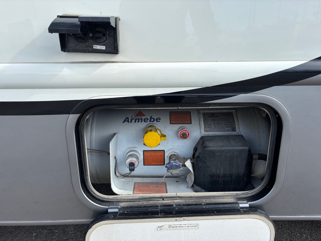 Ford E-Series Cutaway E-450 DRW 158" WB 2019