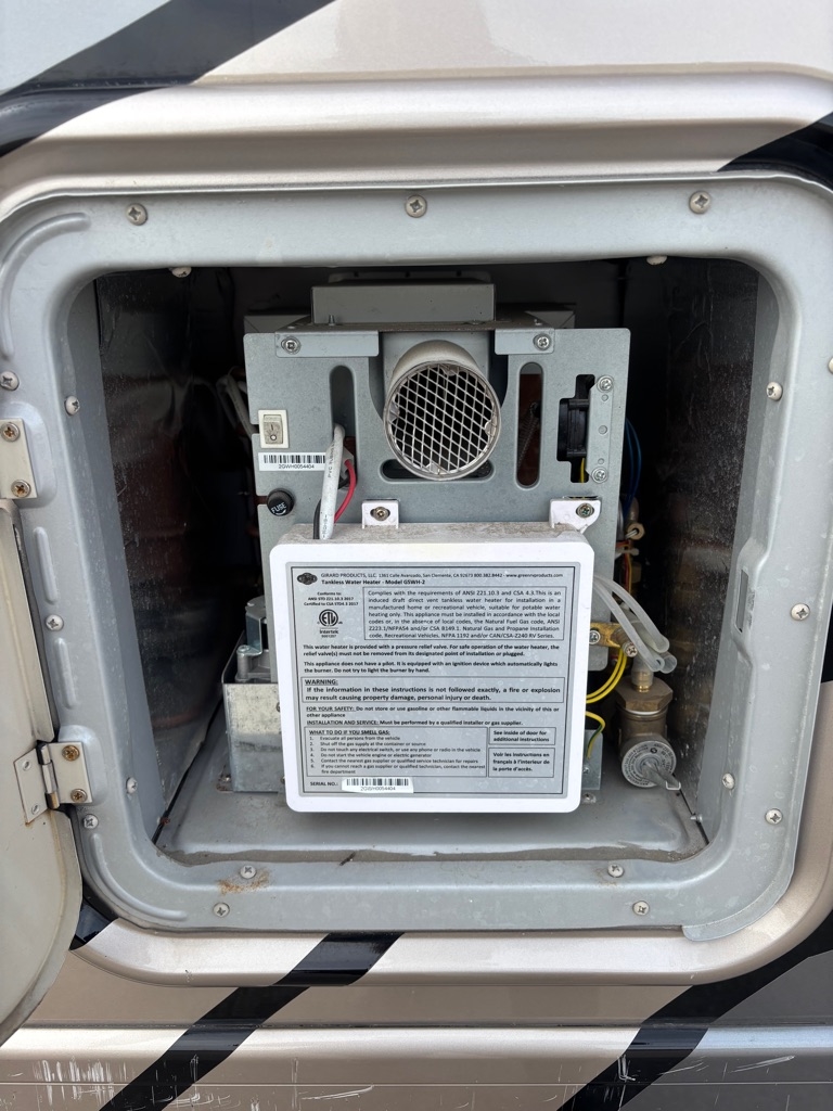 Ford E-Series Cutaway E-450 DRW 158" WB 2019