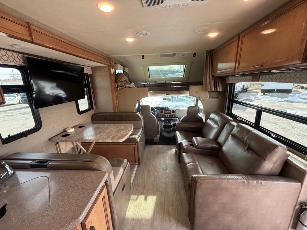 Ford E-Series Cutaway E-450 DRW 158" WB 2019