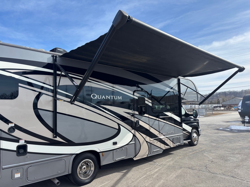 Ford E-Series Cutaway E-450 DRW 158" WB 2019