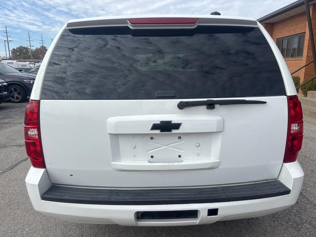 Chevrolet Tahoe 2WD 4dr 1500 Commercial 2011