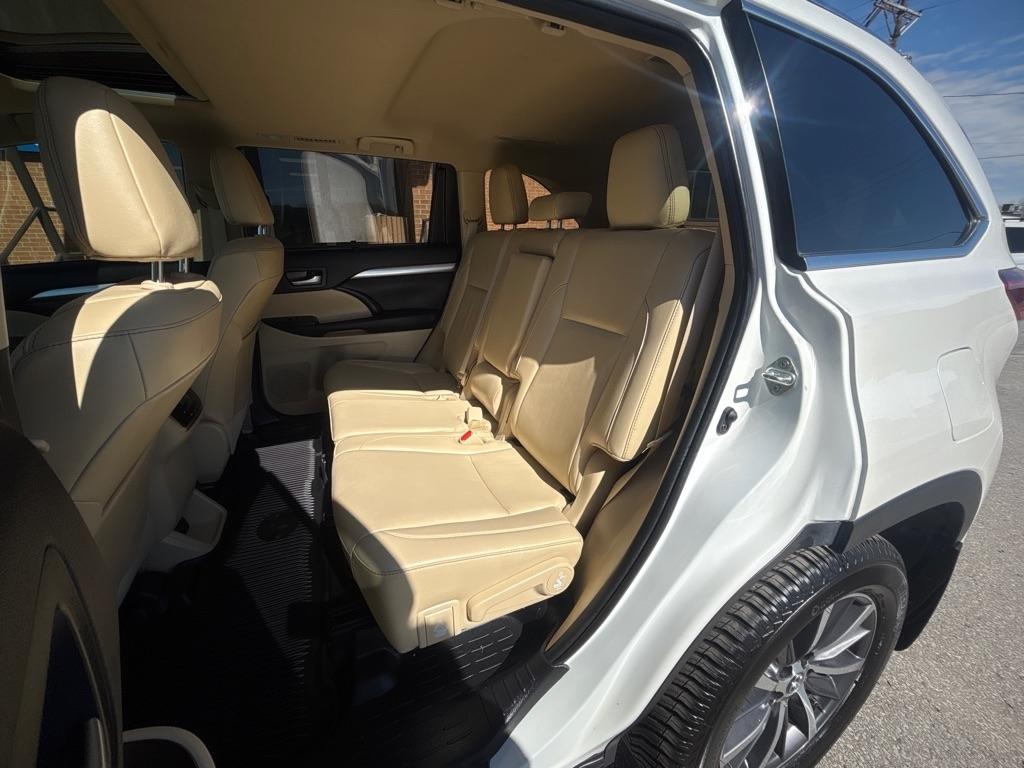 Toyota Highlander XLE V6 AWD (Natl) 2019