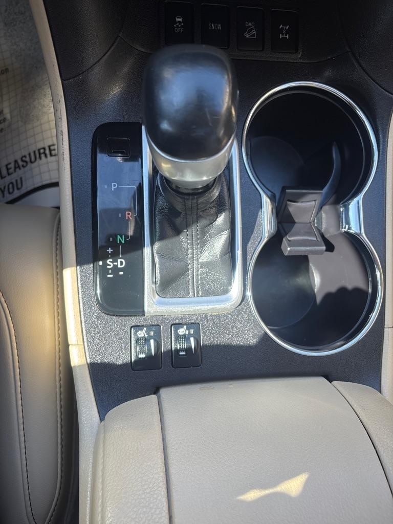 Toyota Highlander XLE V6 AWD (Natl) 2019