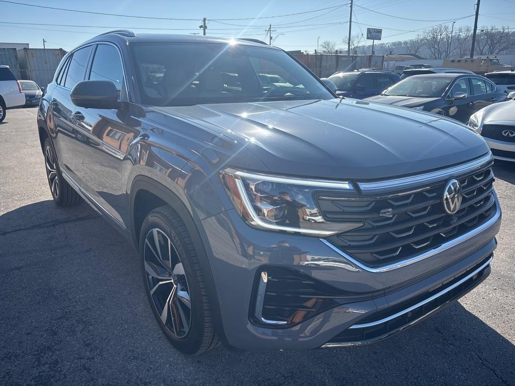 Volkswagen Atlas Cross Sport 2.0T SEL Premium R-Line 4MOTION 2024