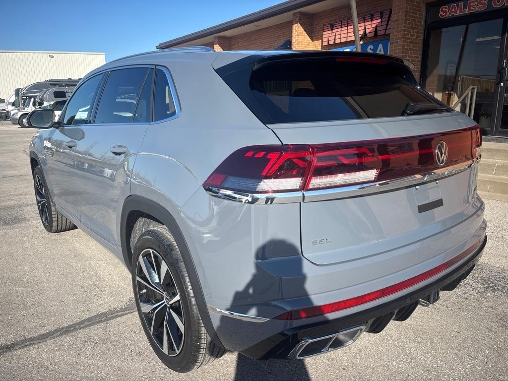 Volkswagen Atlas Cross Sport 2.0T SEL Premium R-Line 4MOTION 2024
