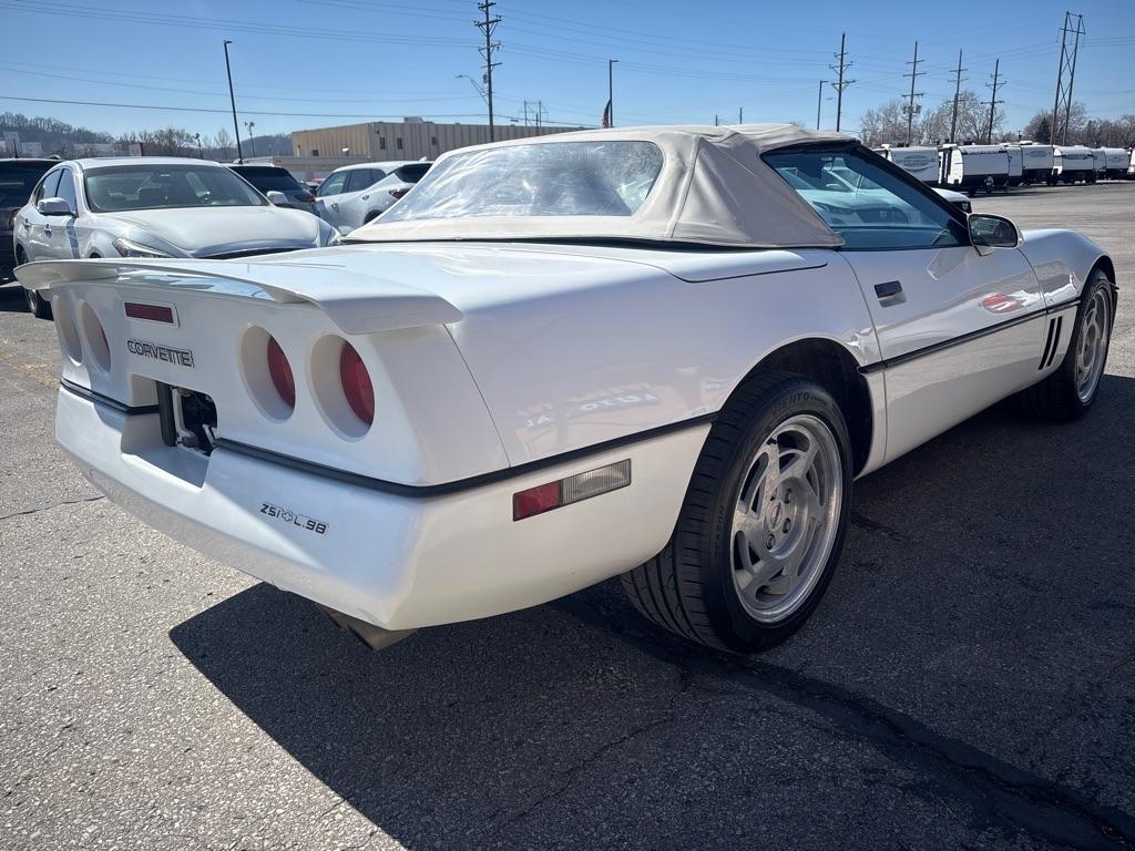 Chevrolet Corvette 2dr Convertible 1990