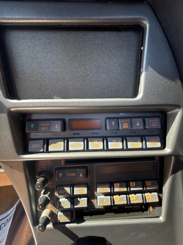 Chevrolet Corvette 2dr Convertible 1990