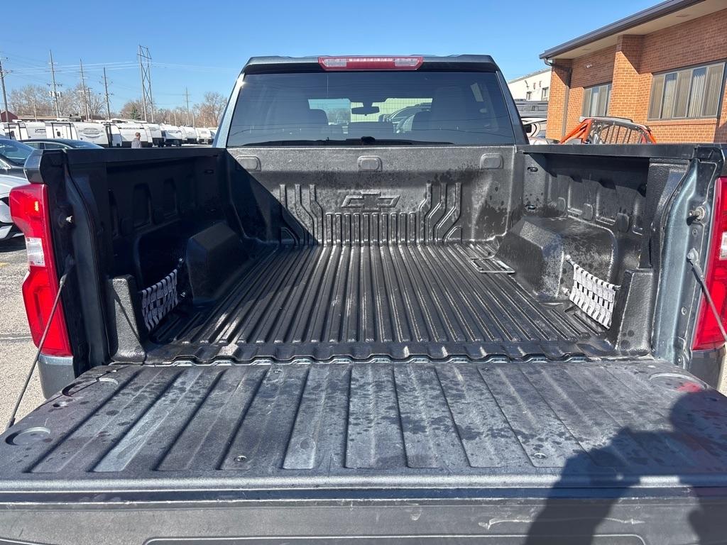 Chevrolet Silverado 1500 4WD Crew Cab 147" Custom 2019