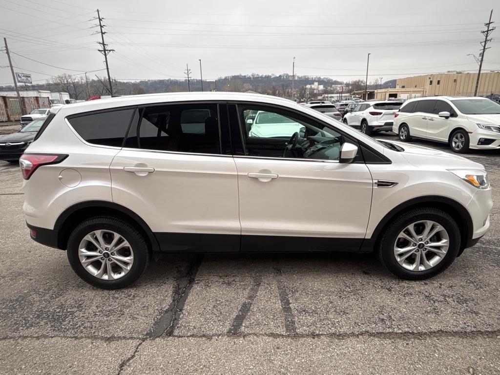 Ford Escape SE FWD 2017