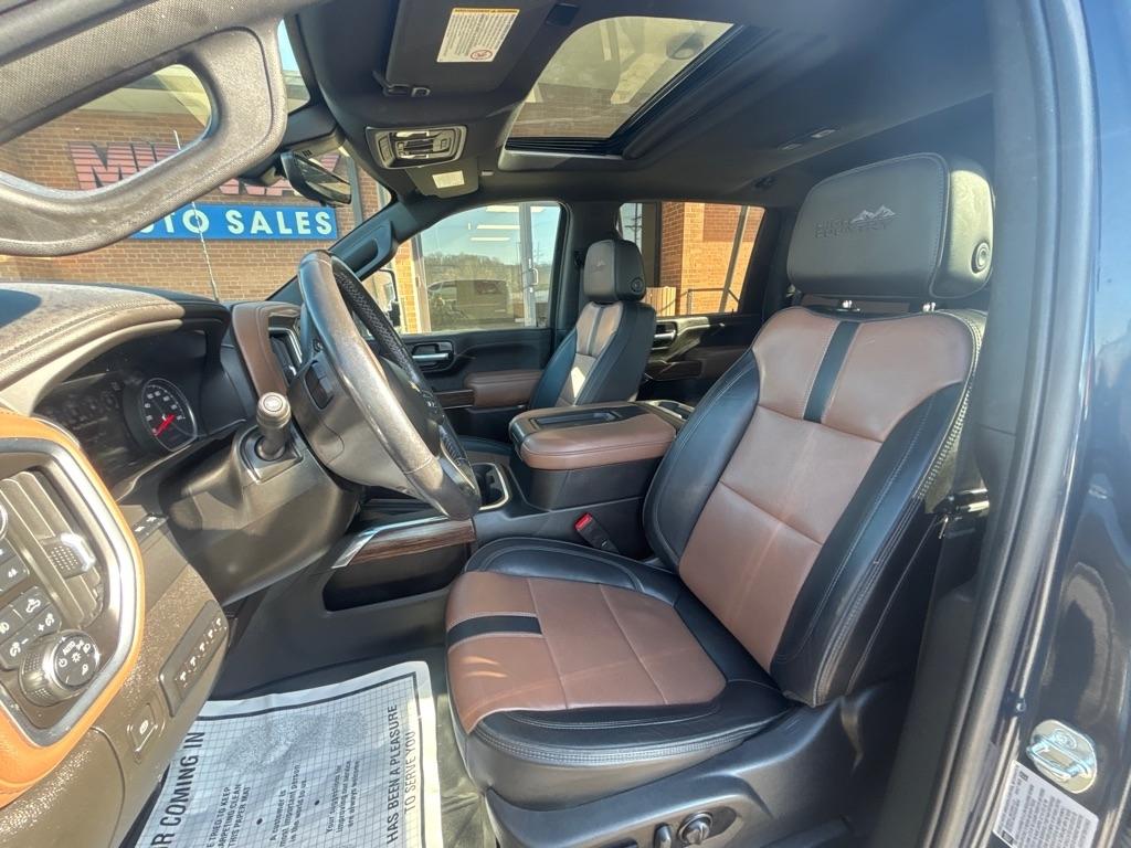 Chevrolet Silverado 3500HD 4WD Crew Cab 159" High Country 2022