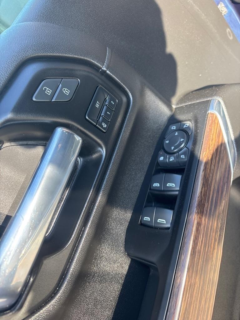 Chevrolet Silverado 3500HD 4WD Crew Cab 159" High Country 2022