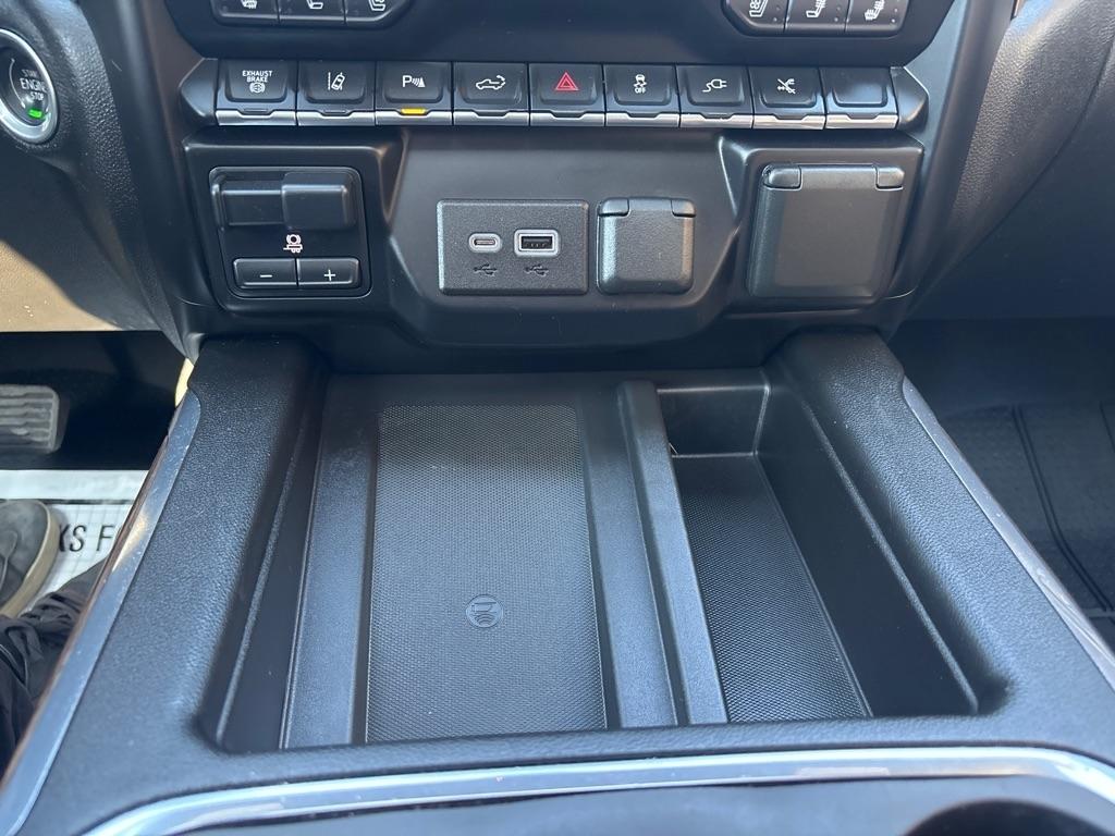 Chevrolet Silverado 3500HD 4WD Crew Cab 159" High Country 2022