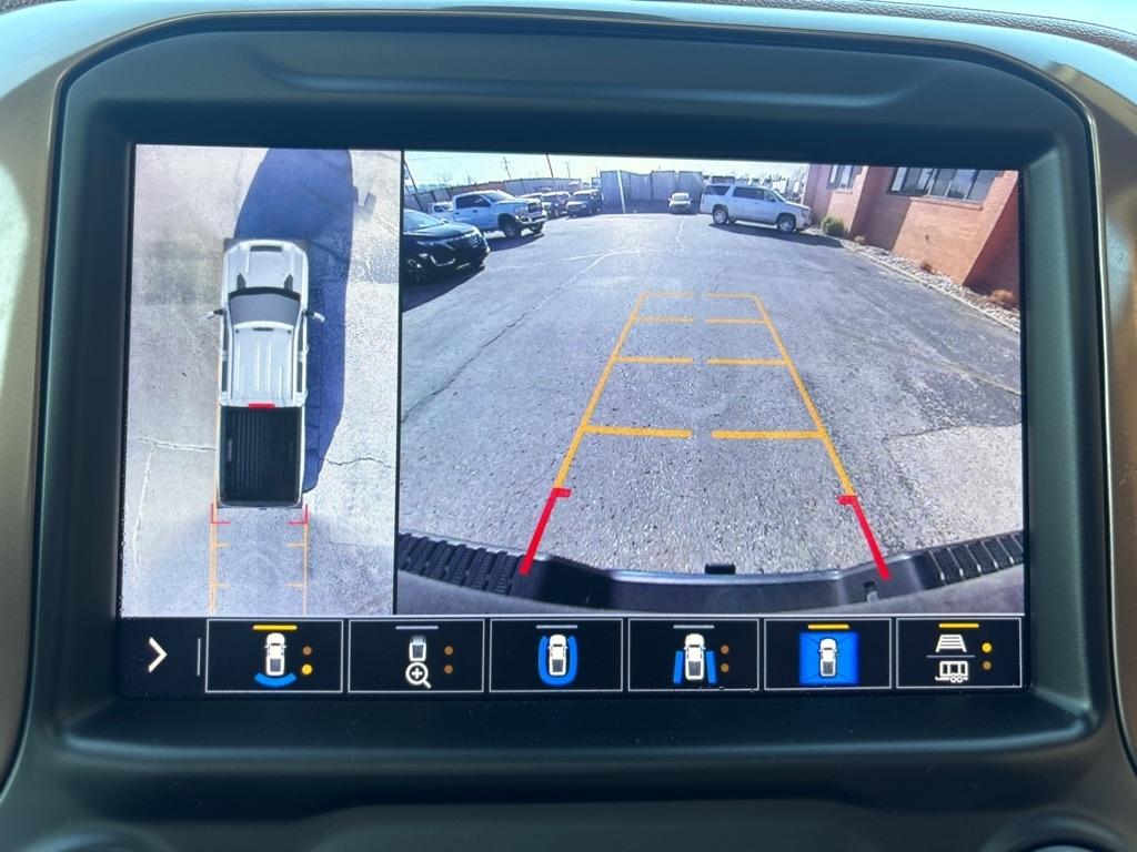 Chevrolet Silverado 3500HD 4WD Crew Cab 159" High Country 2022