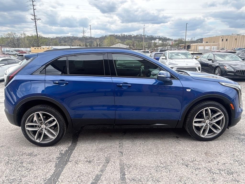 Cadillac XT4 FWD 4dr Sport 2023