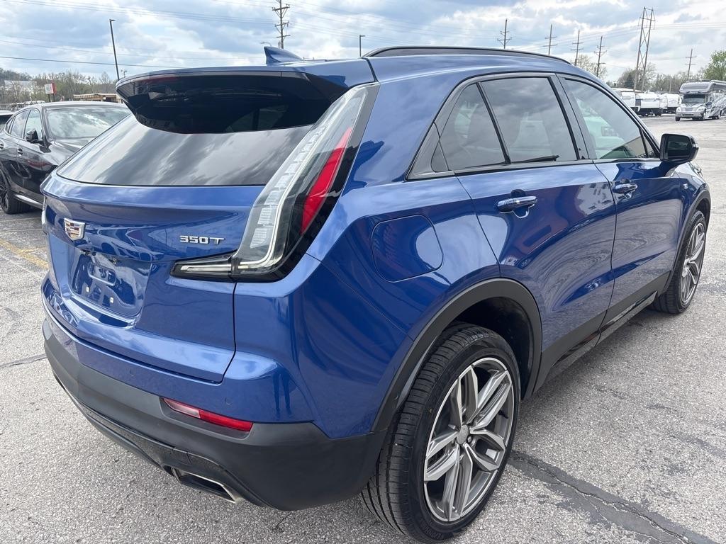 Cadillac XT4 FWD 4dr Sport 2023