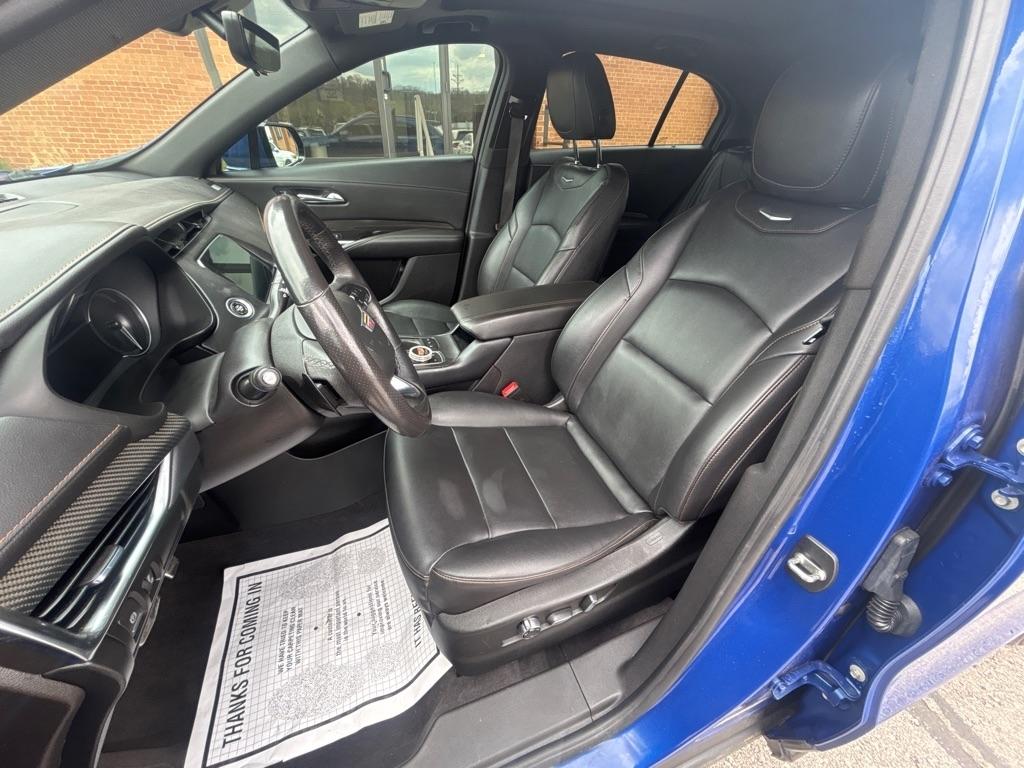 Cadillac XT4 FWD 4dr Sport 2023