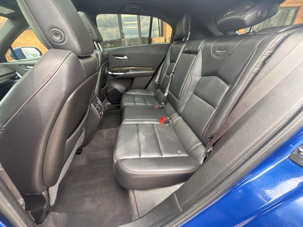 Cadillac XT4 FWD 4dr Sport 2023