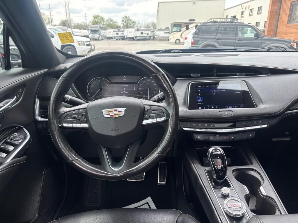 Cadillac XT4 FWD 4dr Sport 2023