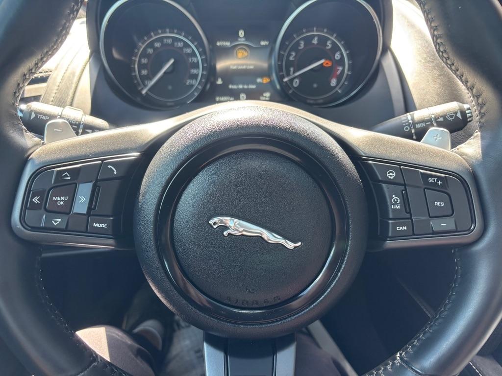 Jaguar F-Type Coupe Auto R AWD 2017
