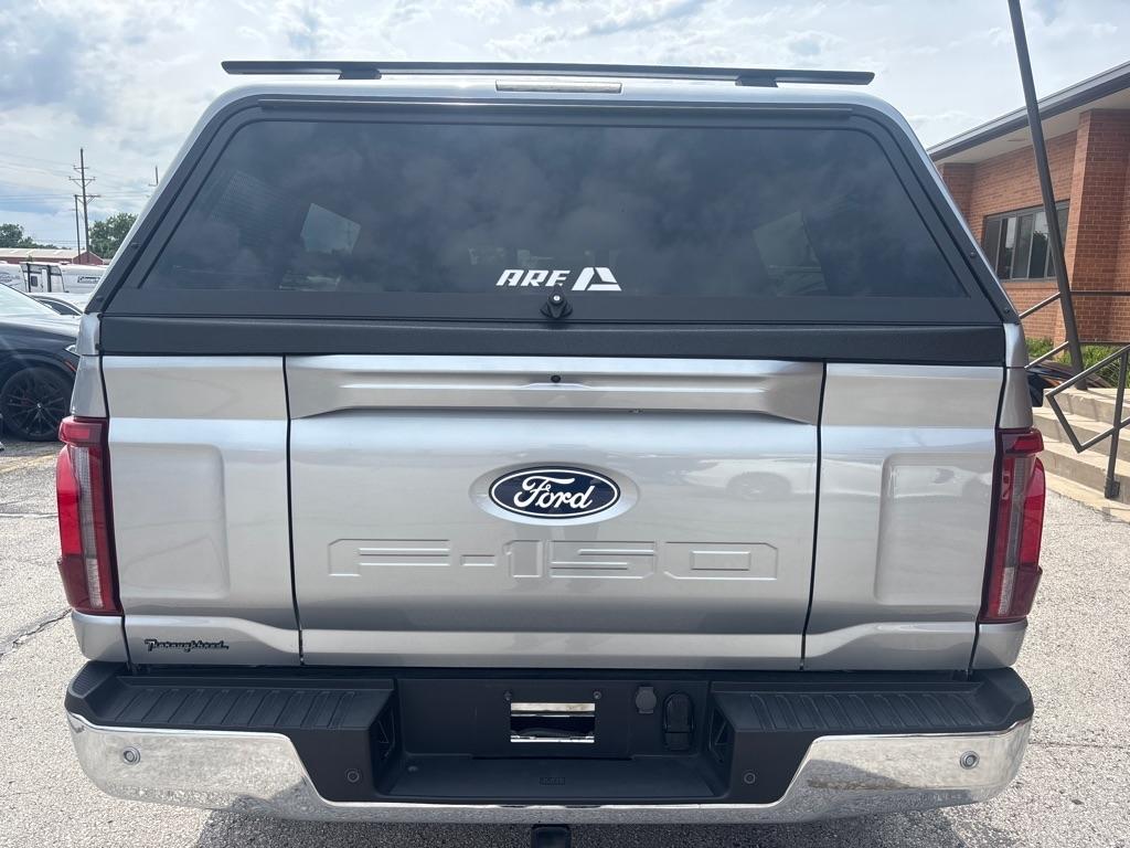 Ford F-150 Lariat 4WD SuperCrew 5.5' Box 2025