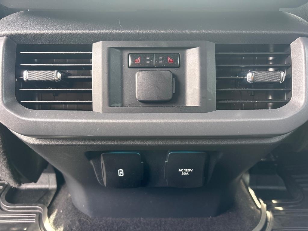 Ford F-150 Lariat 4WD SuperCrew 5.5' Box 2025